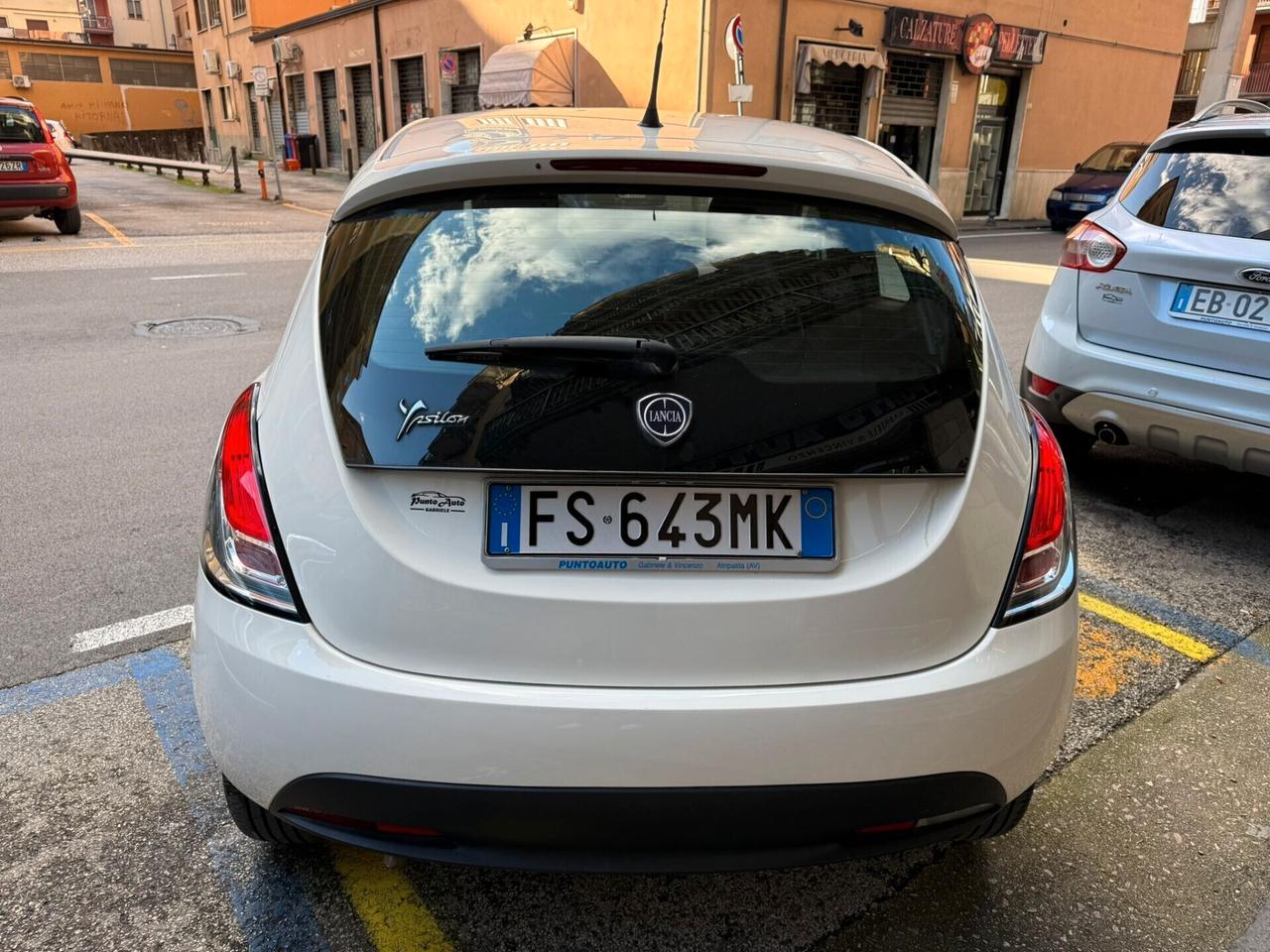 Lancia Ypsilon 1.2 69 CV 5 porte GPL Ecochic Gold