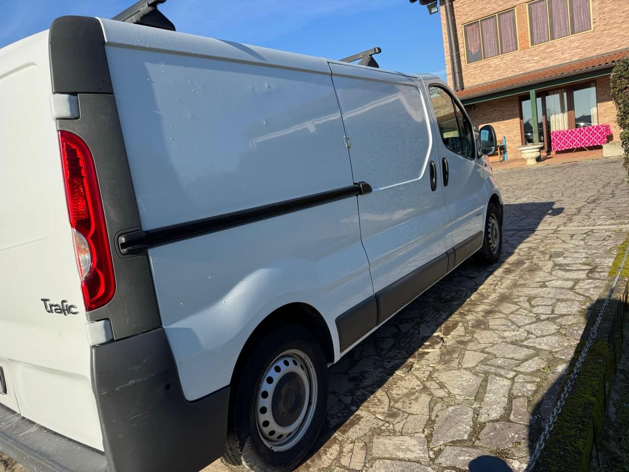 Renault trafic DSI