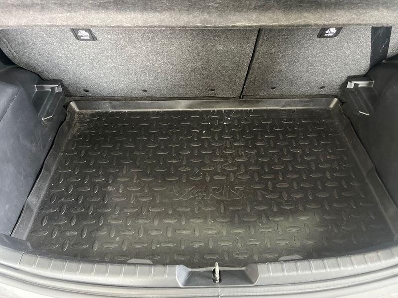Toyota Yaris Yaris 5p 1.5h Active