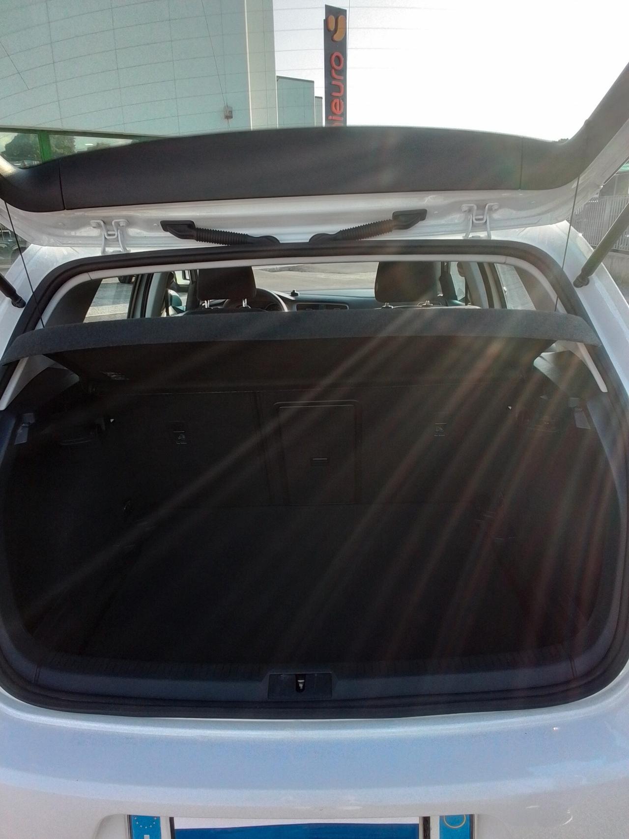 Volkswagen Golf 1.2 TSI 105 CV 5p. Comfortline BlueMotion Technology