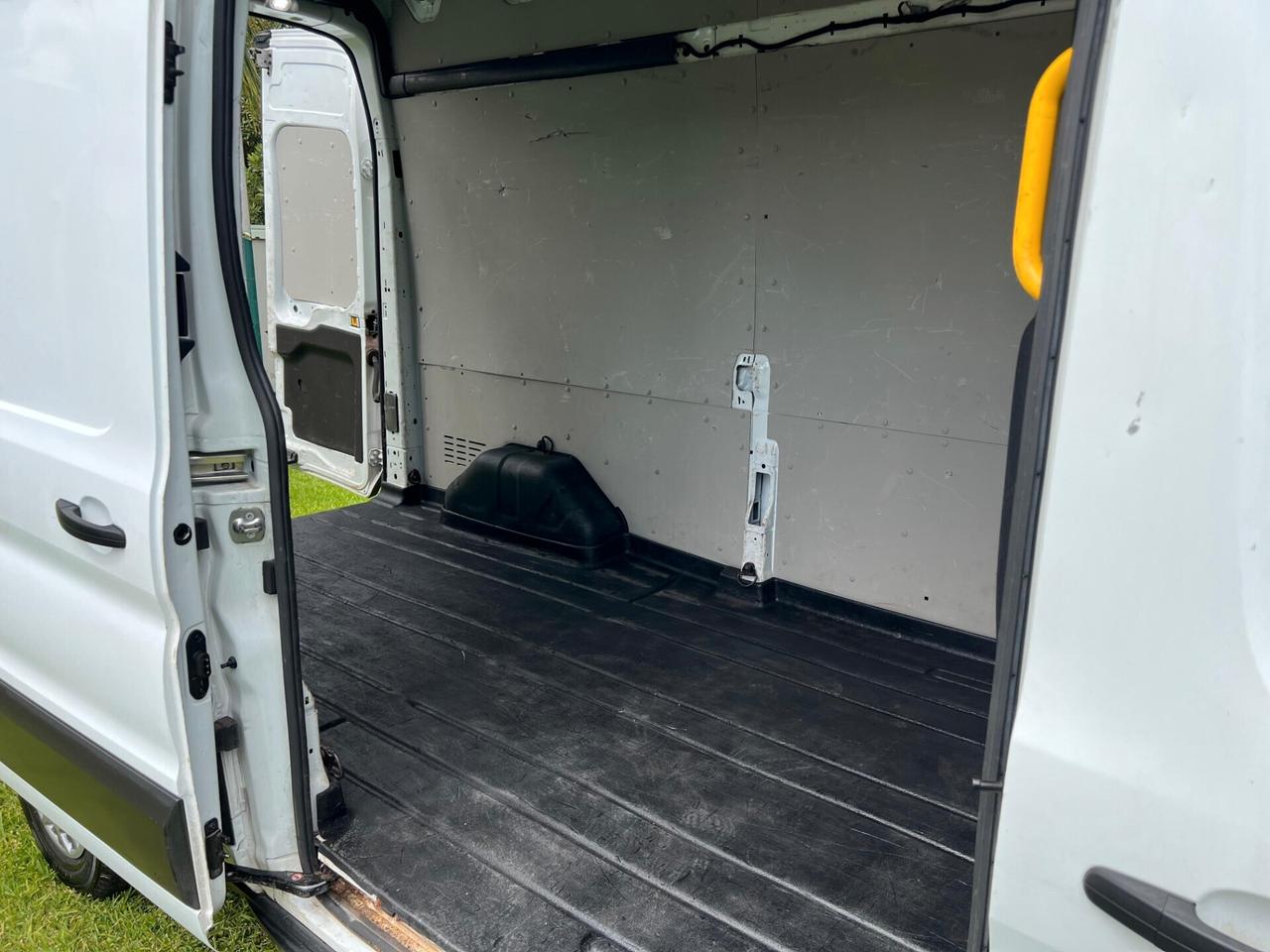 Ford Transit 2.0 dCi 170 cv L2H2