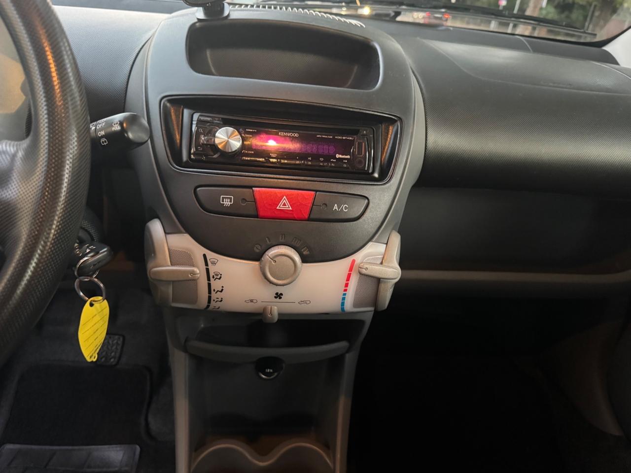 Peugeot 107 1.0 68CV 5p. Neopaten garanzia 12 mesi