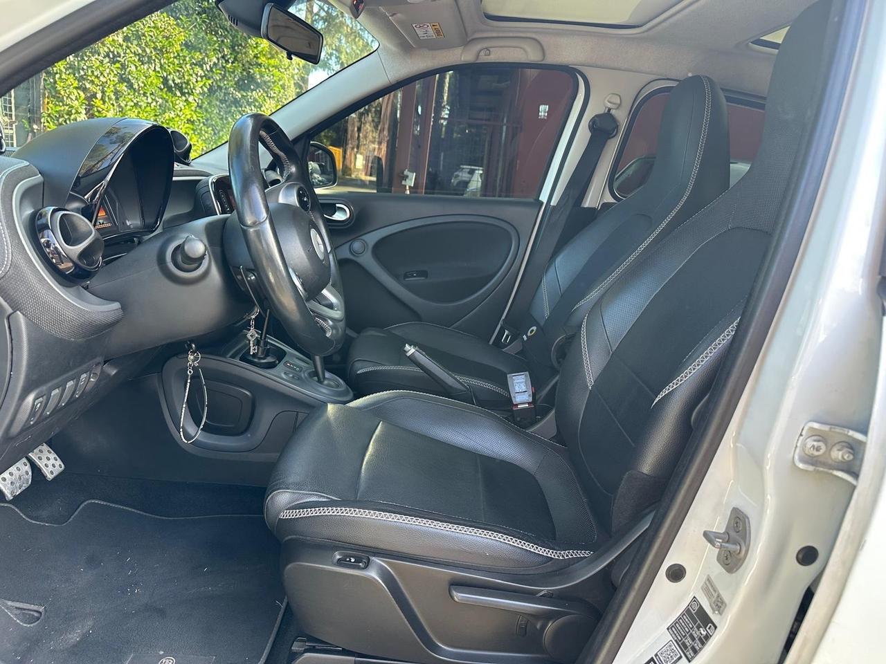 Smart ForFour BRABUS 0.9 Turbo twinamic Xclusive *promo*