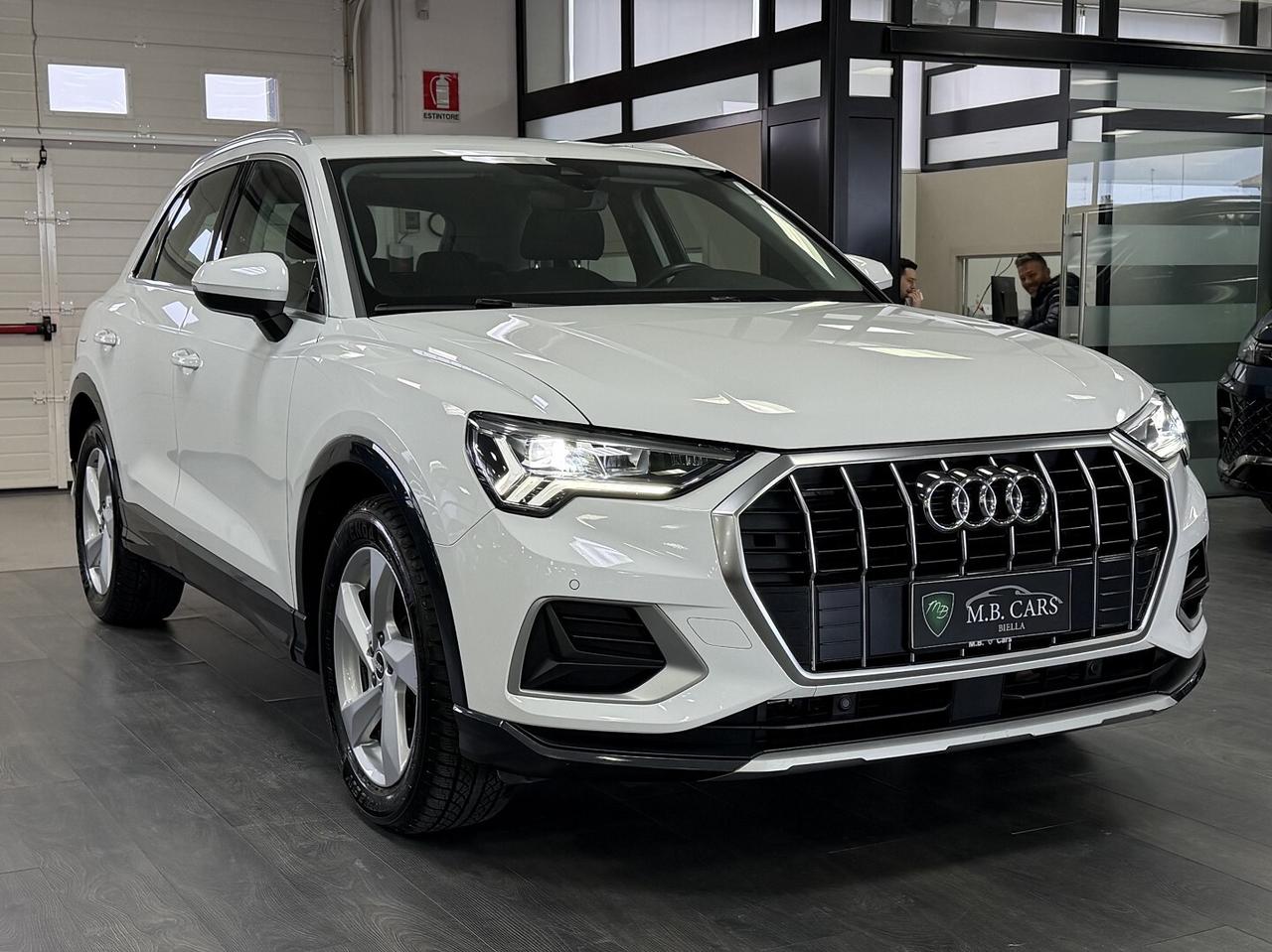 Audi Q3 35 2.0 tdi Business s-tronic