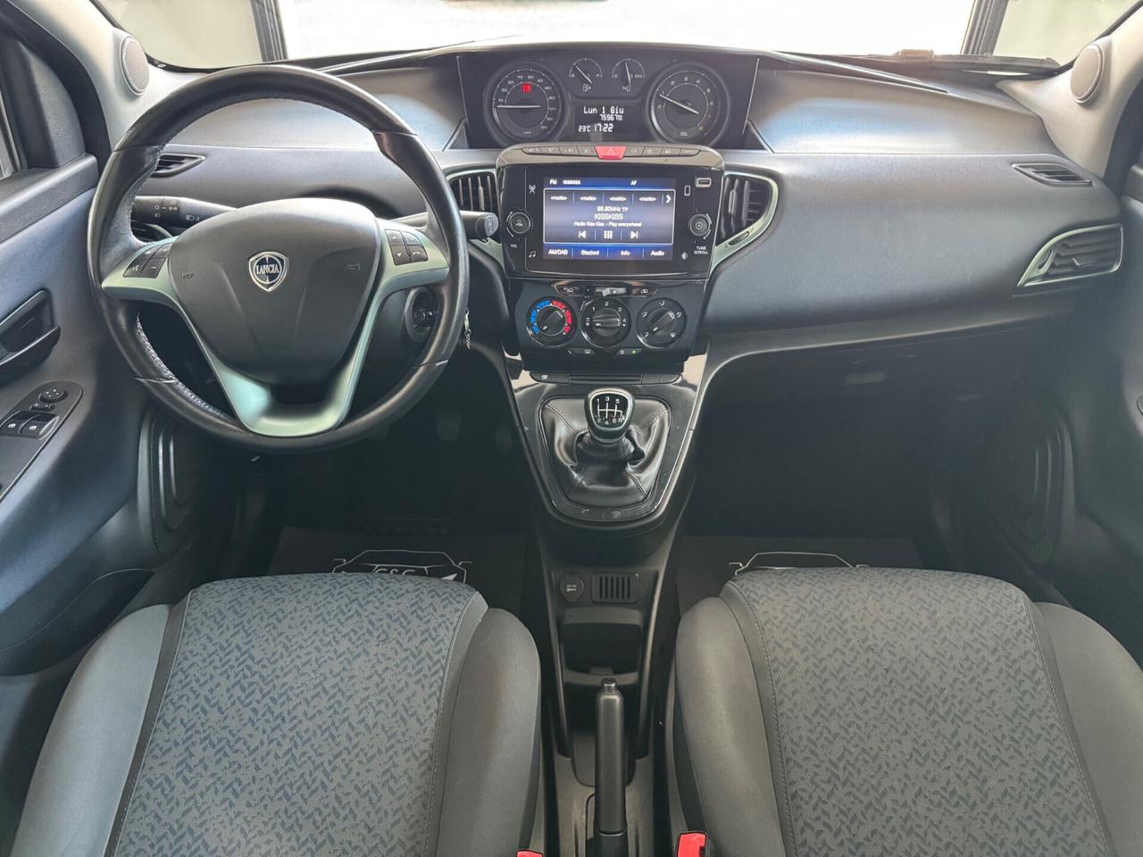 Lancia Ypsilon 1.0 FireFly Hybrid Gold - 2023
