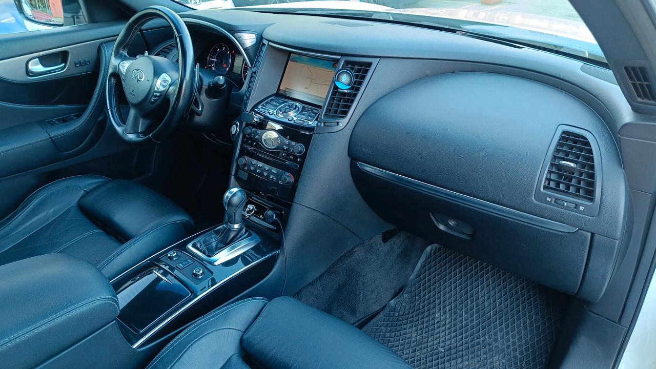 Infiniti FX FX30d S Premium