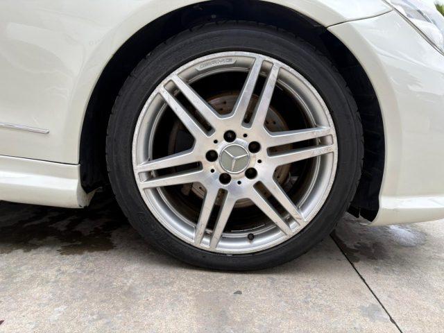 MERCEDES-BENZ E 220 CDI Coupé