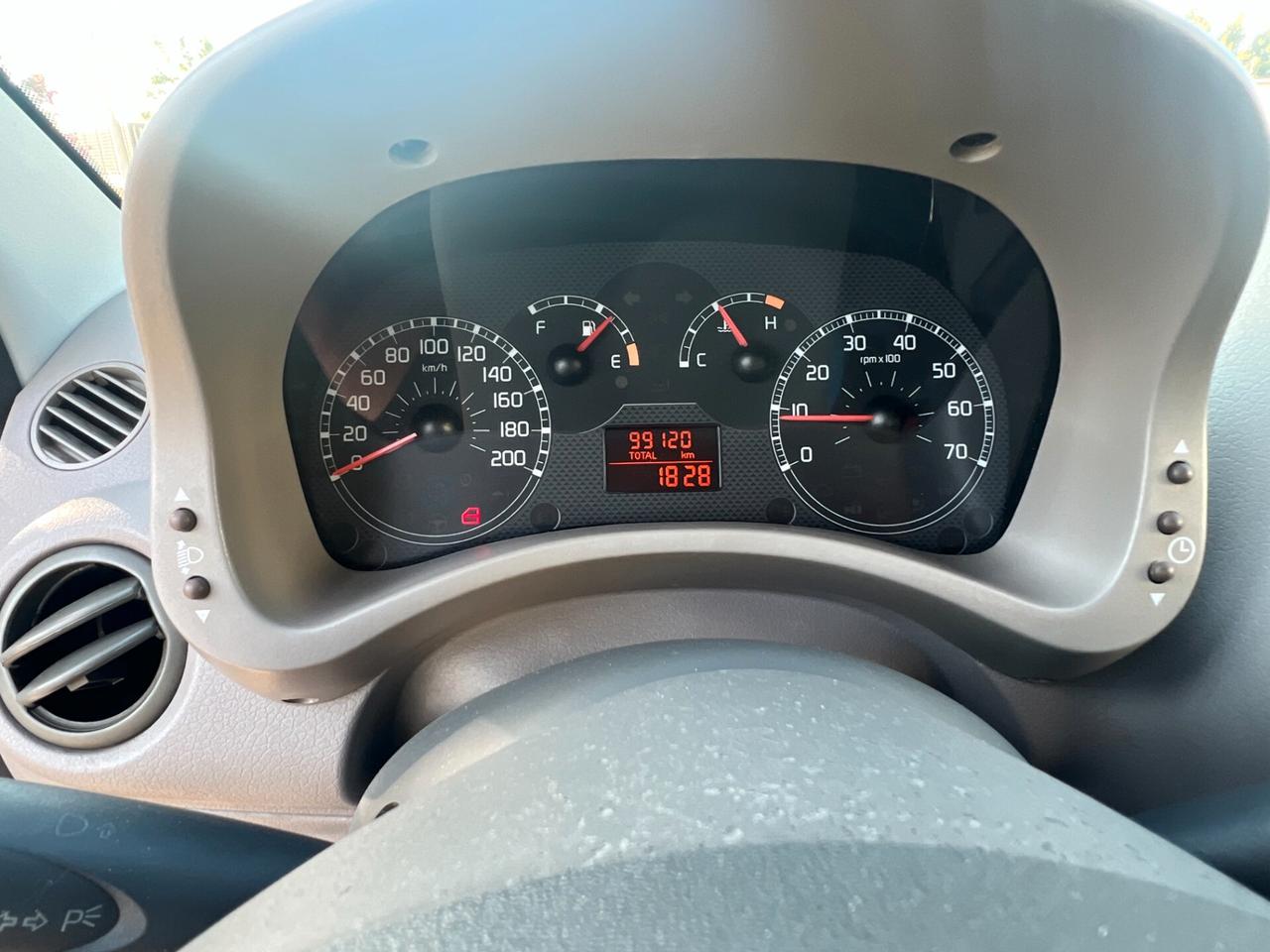 Fiat Panda 1.2 Dynamic GUIDA PER NEOPATENTATI