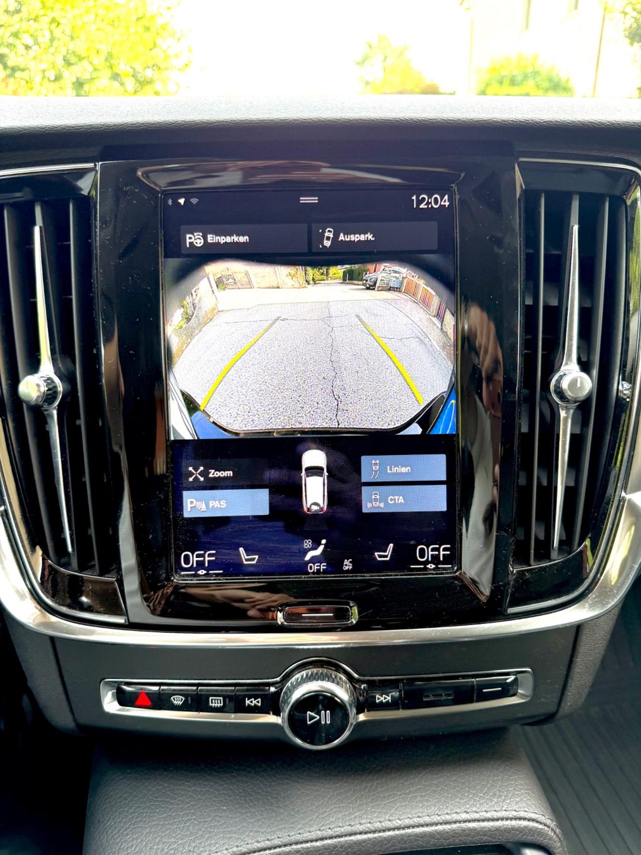 Volvo V90 D5 AWD Geartronic Momentum