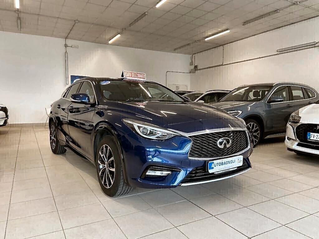 Infiniti Q30 BUSINESS EXECUTIVE 1.5 diesel