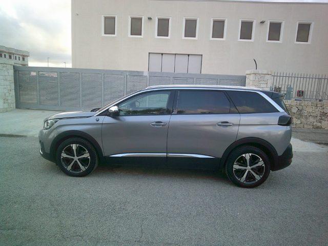PEUGEOT 5008 BlueHDi 130 S&S Crossway