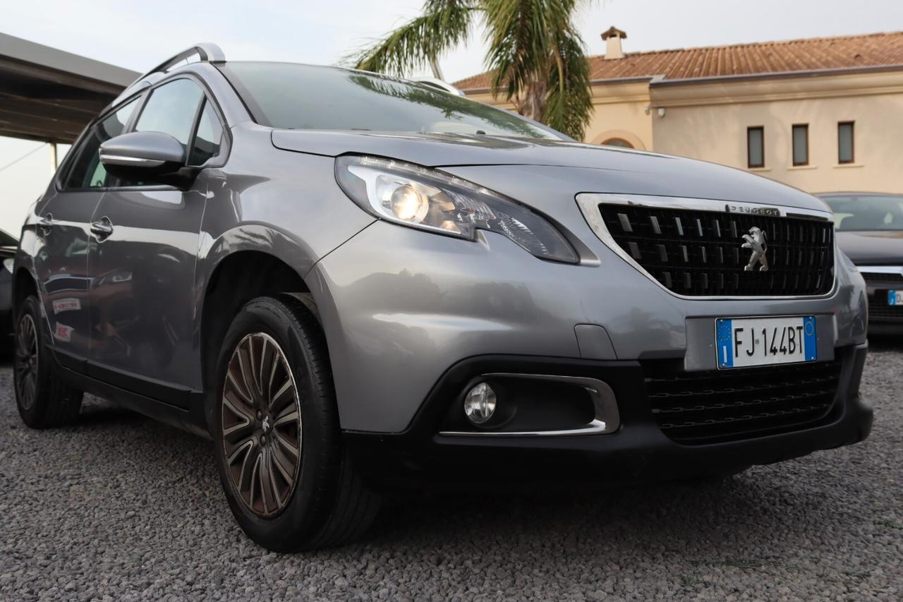 Peugeot 2008 1.2BENZ.