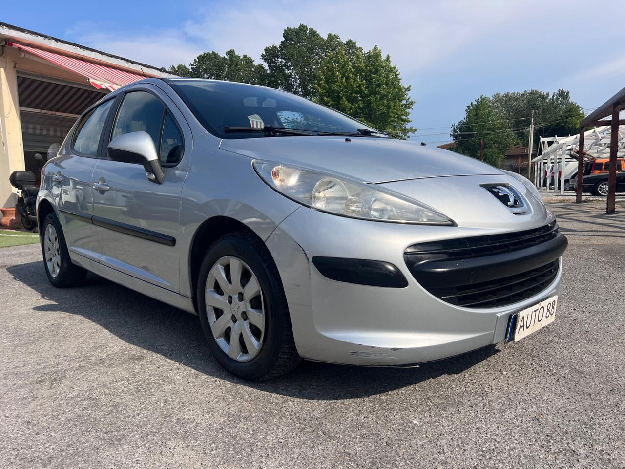 Peugeot 207 1.4 5p.