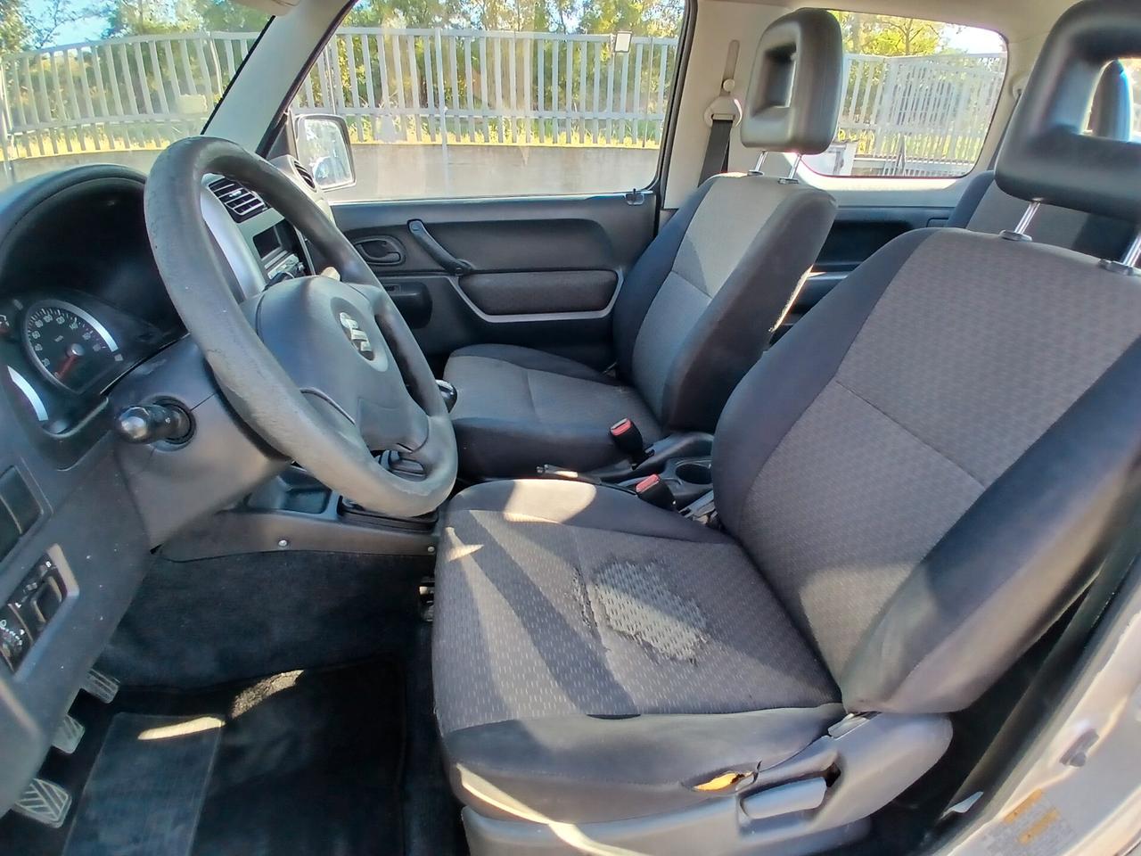 Suzuki Jimny 1.5 DDiS cat 4WD JLX