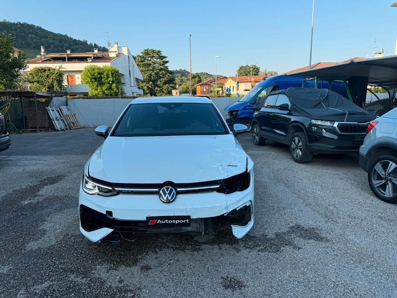 Golf 2.0 TSI R DSG 4Motion PERFORMANCE AKRAPOVIC ! INCIDENTATA !