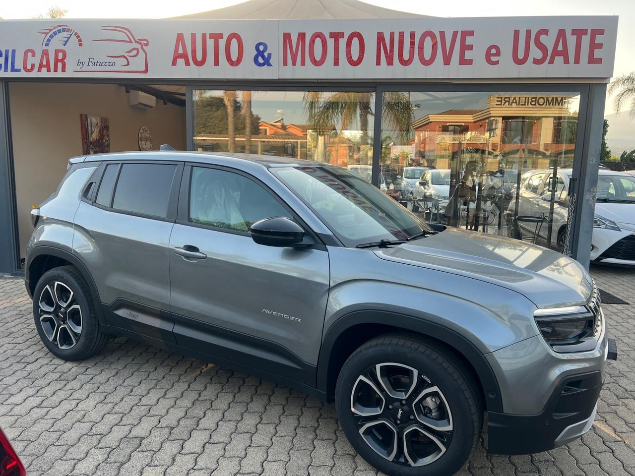 Jeep Avenger 1.2 Turbo 145 CV MHEV 4xe Upland