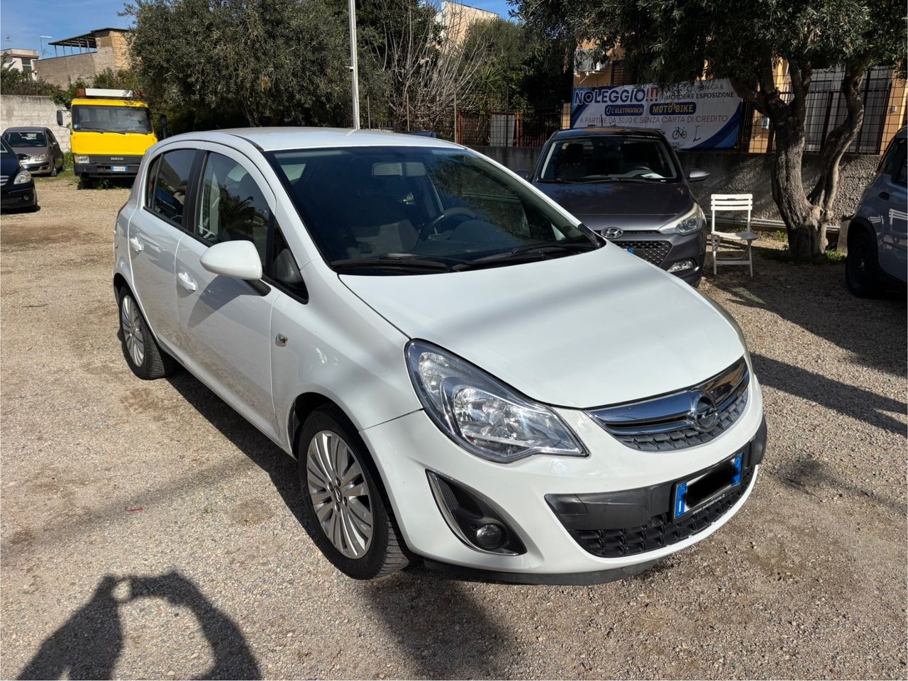 Opel Corsa 2011 photo 4
