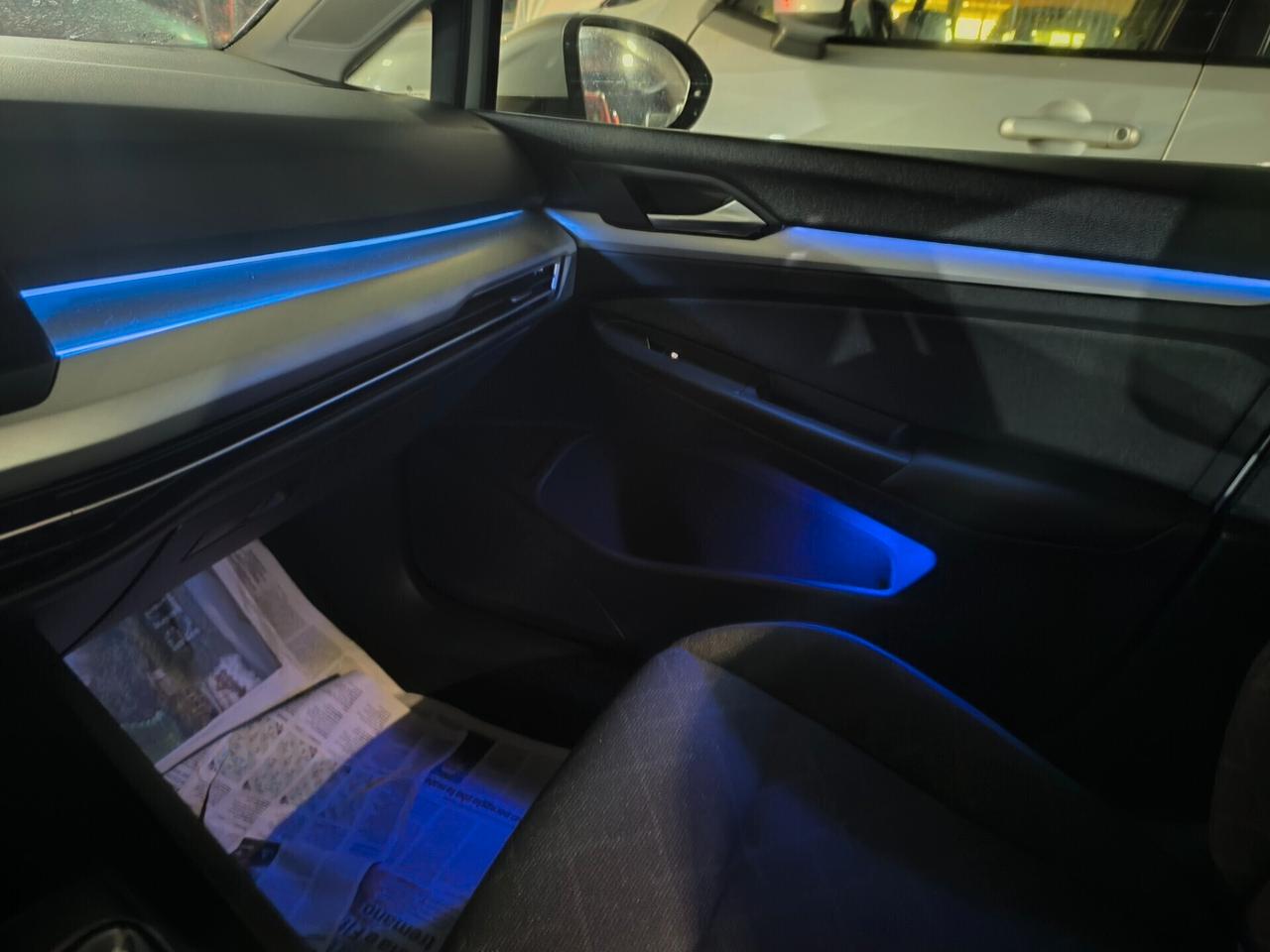 VOLKSWAGEN GOLF 8 2.0 TDI 115cv NAV/LUCI AMBIENT