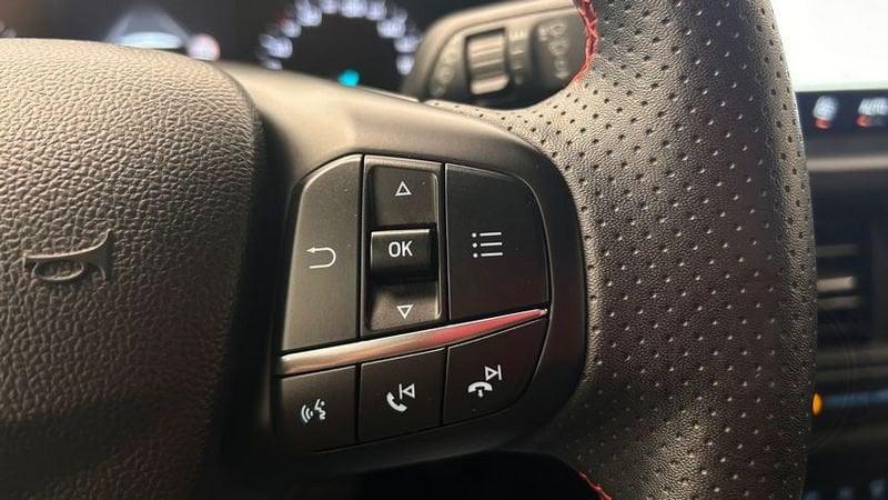 Ford Focus 1.0T EcoBoost Hybrid 155cv ST-Line Auto