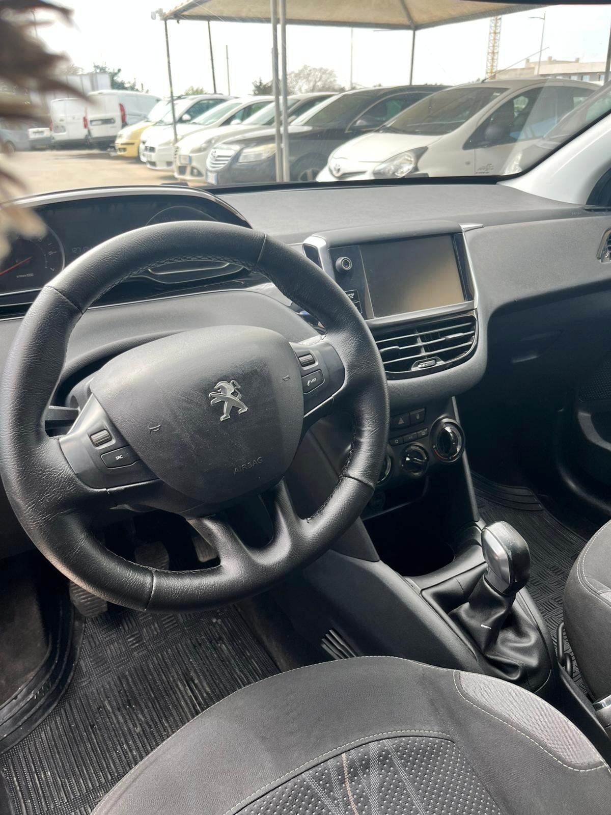 Peugeot 208 1.2 VTi 82 CV 5 porte Allure