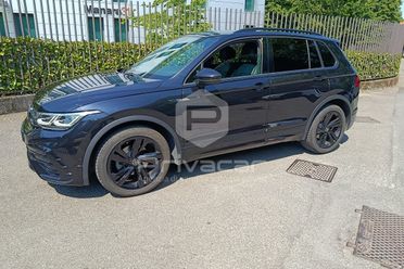 VOLKSWAGEN Tiguan 2.0 TDI 150 CV SCR DSG R-Line