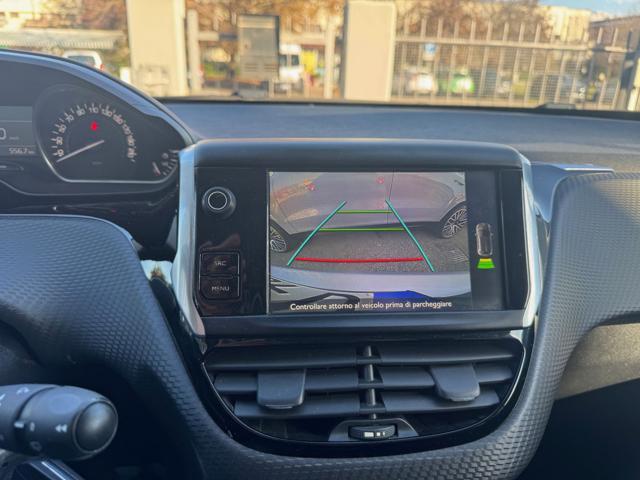 PEUGEOT 208 PureTech 82CV 5 porte Allure + RETROC.