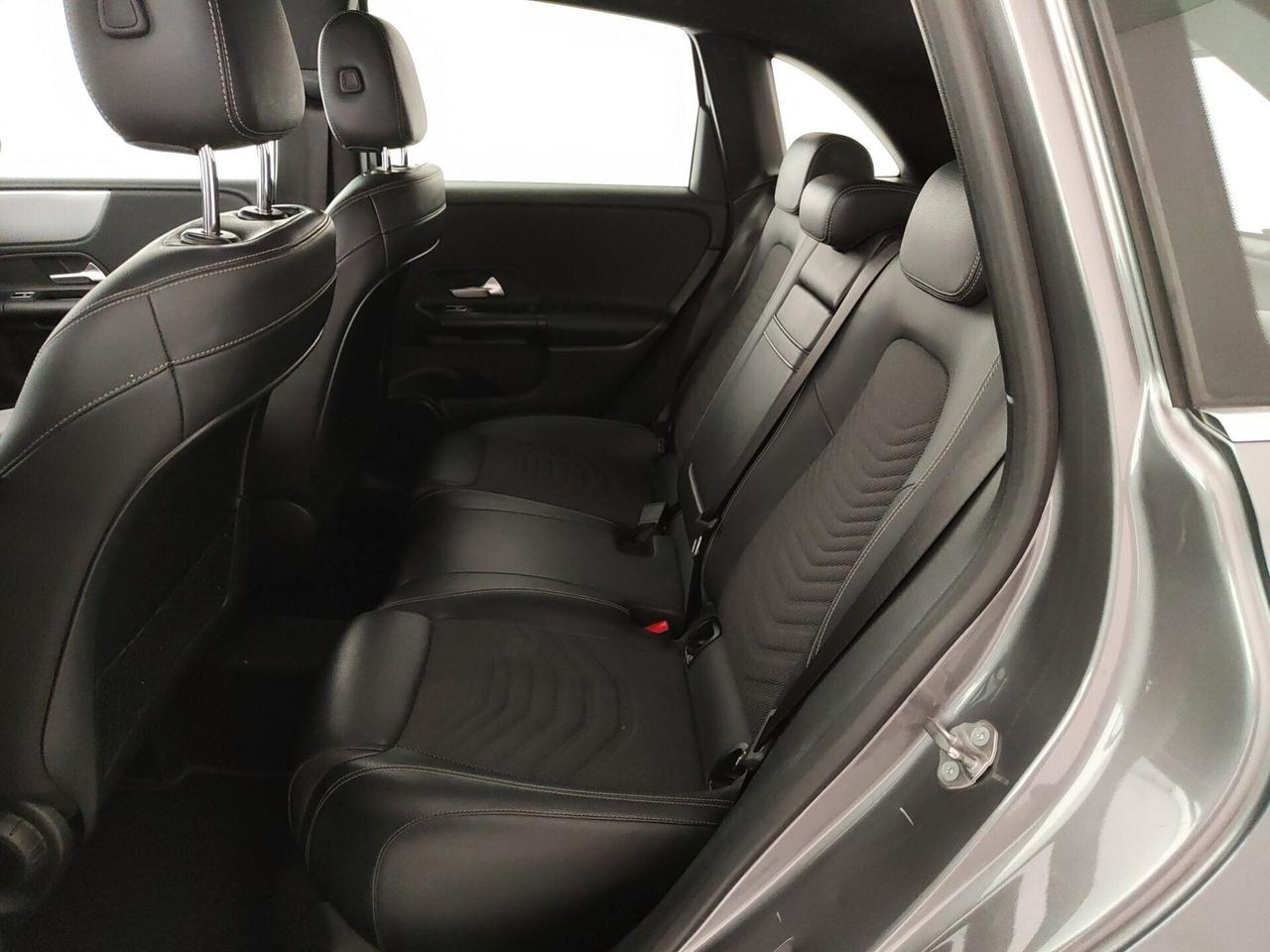 Mercedes-benz B 180 B 180 d Automatic Business Extra