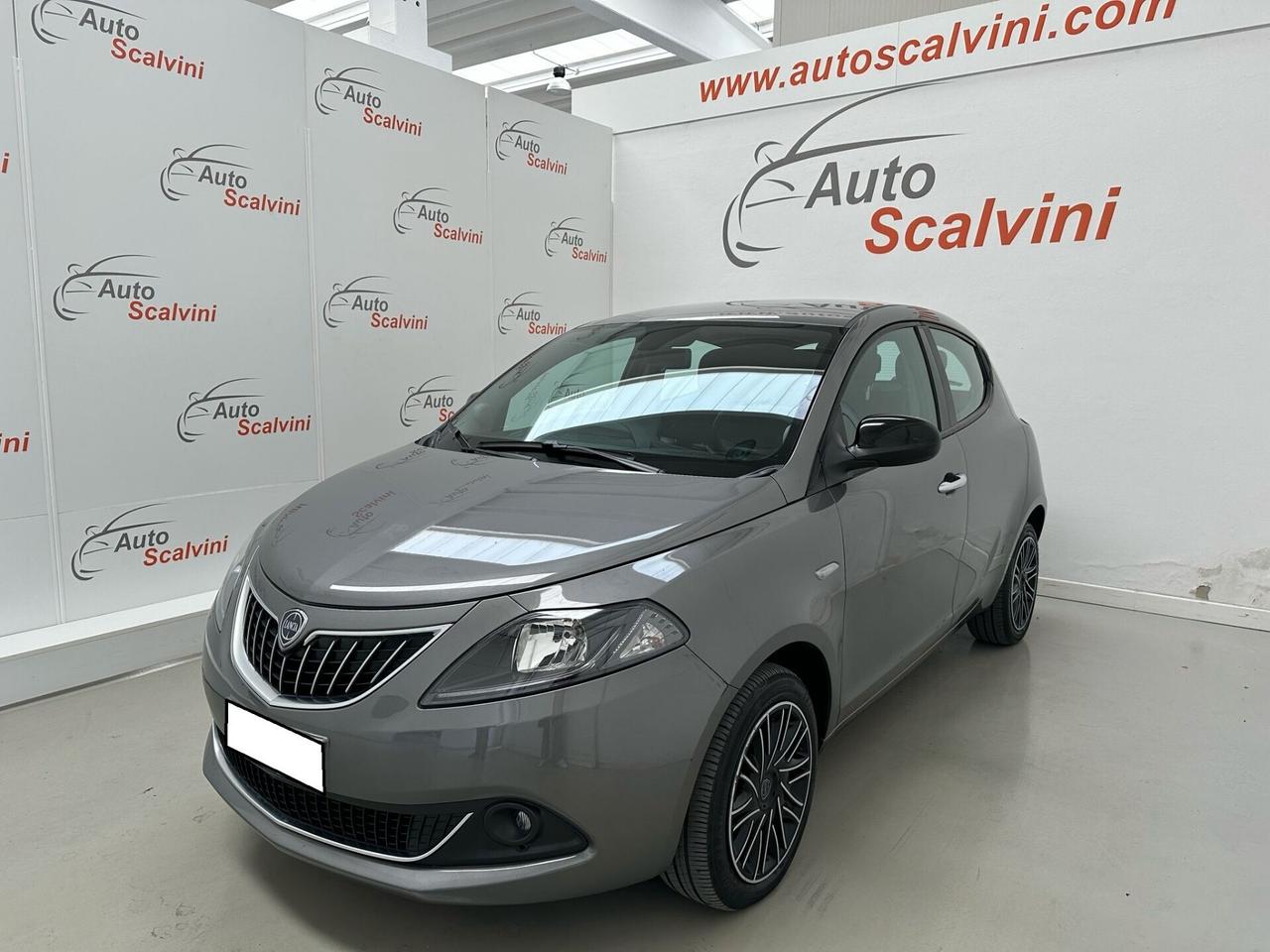 Lancia Ypsilon 1.0 FireFly 5 porte S&S Hybryd Gold