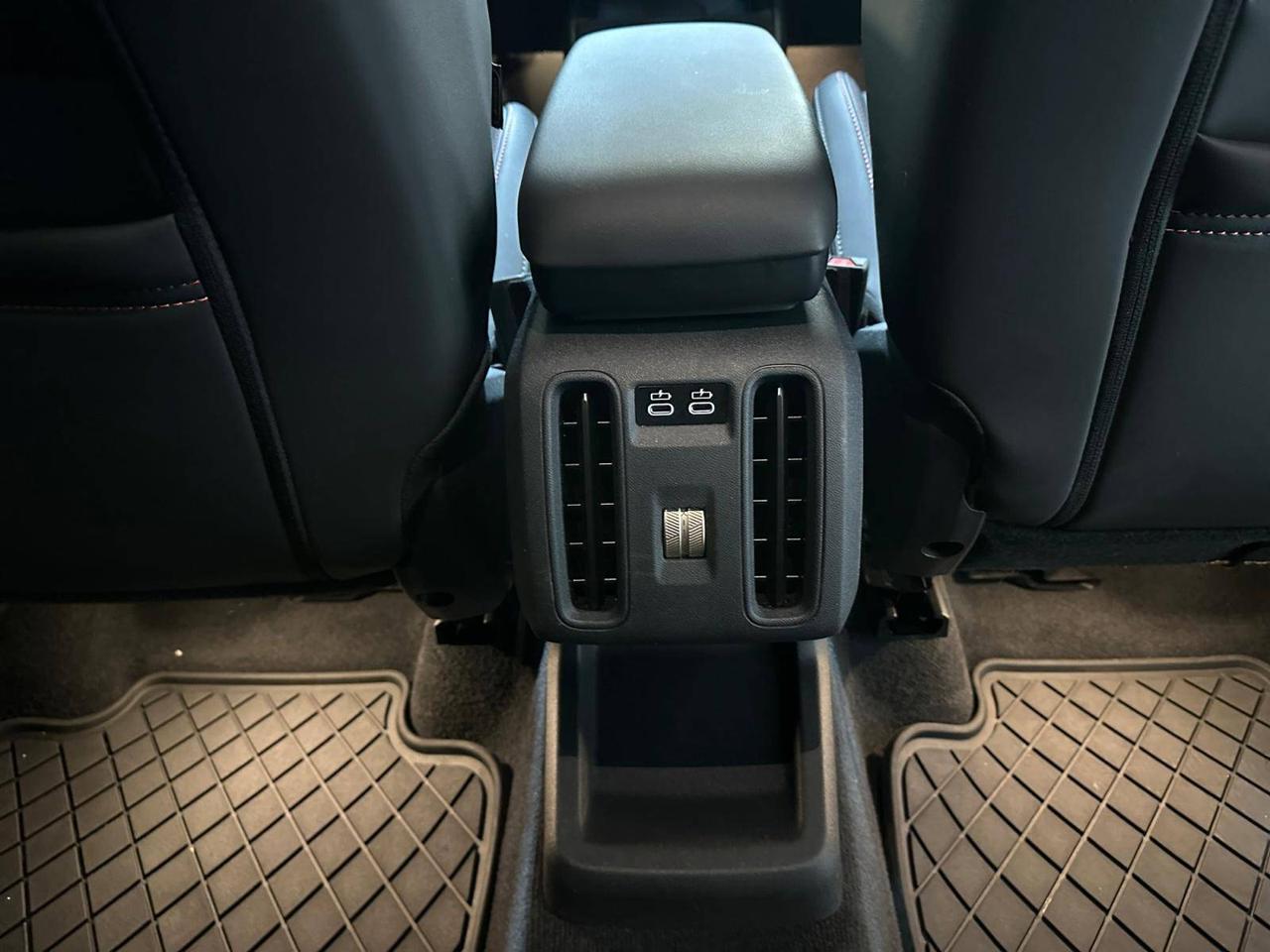 MINI Countryman Coutryman John Cooper Works ALL4 'JCW'