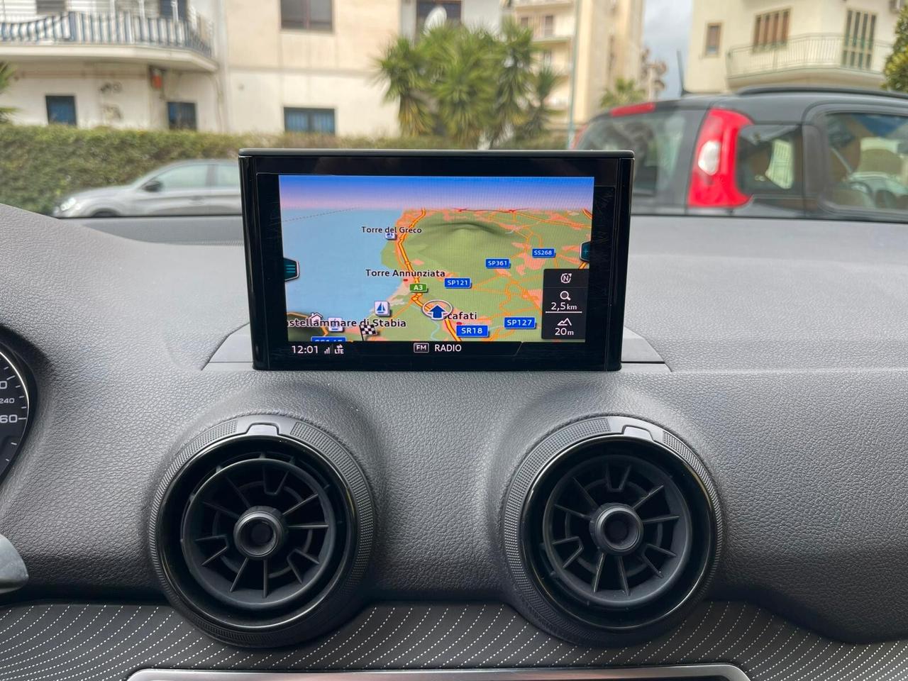 Audi Q2 1.6 TDI Business FULL LED