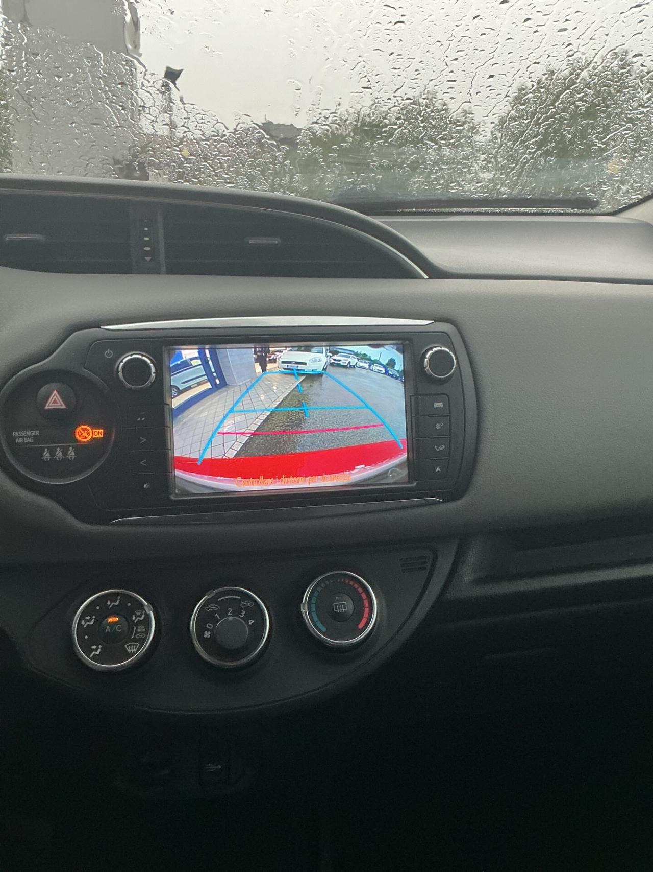 Toyota Yaris 1.0 GPL Neopatentati