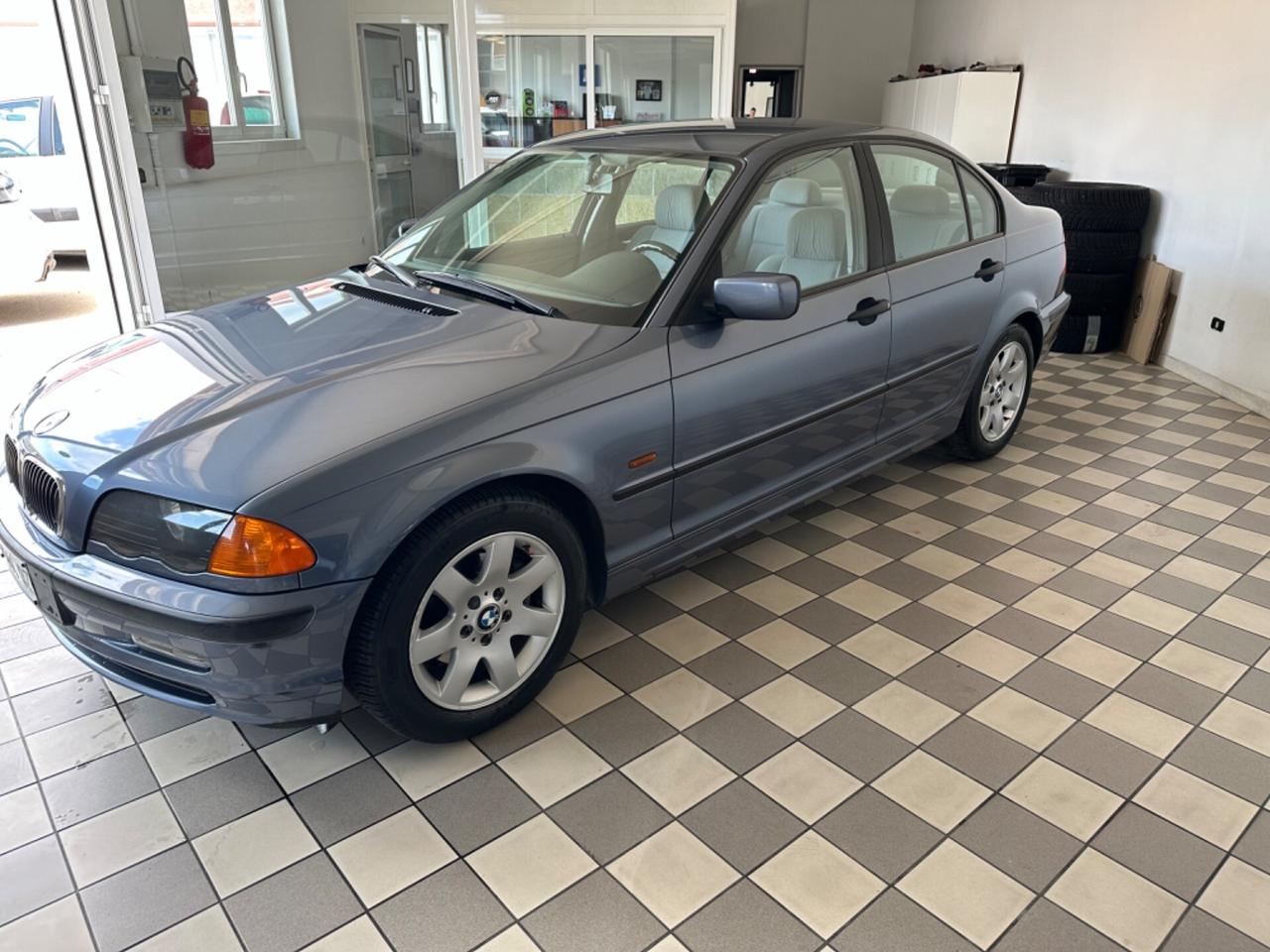 Bmw 318i cat 4 porte UNICO PRORIETARIO
