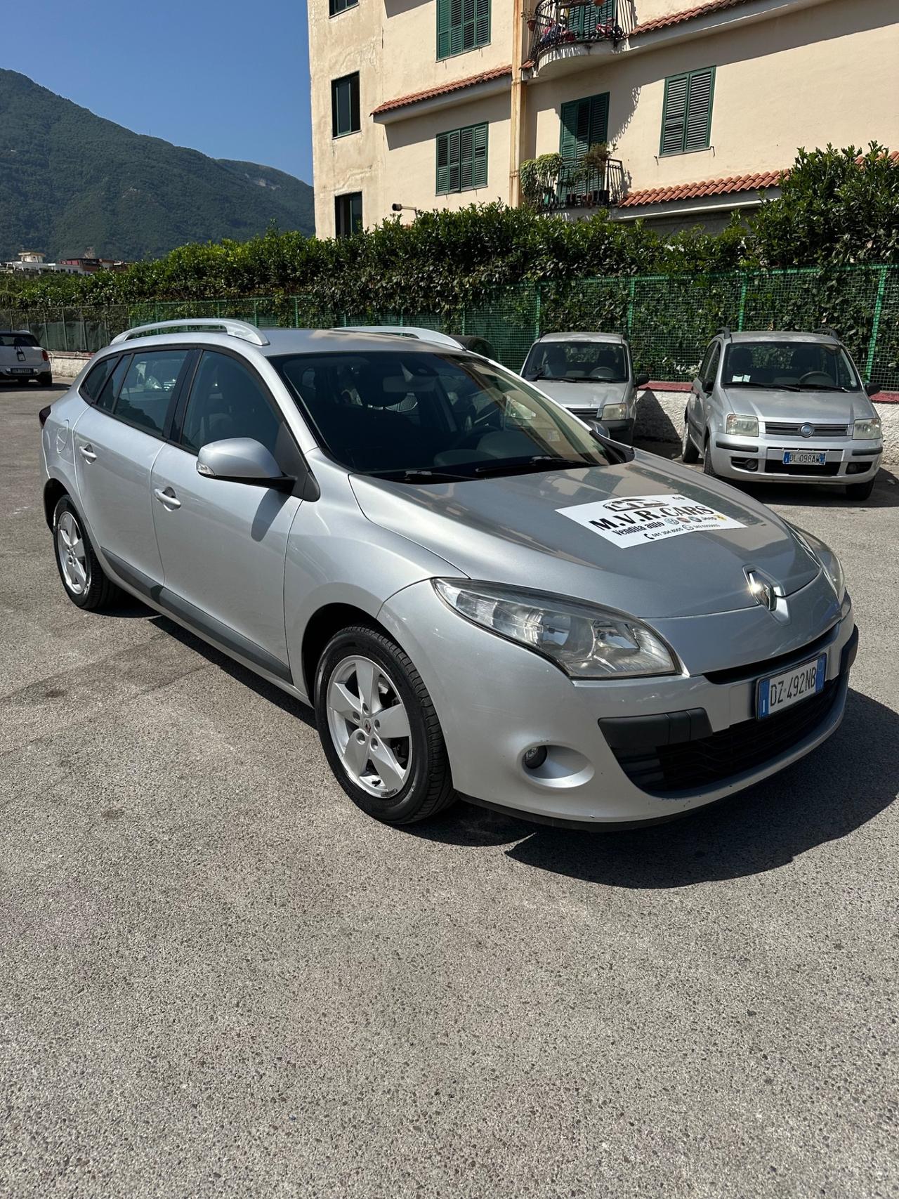 Renault Megane Mégane 1.5 dCi 110CV SporTour Confort