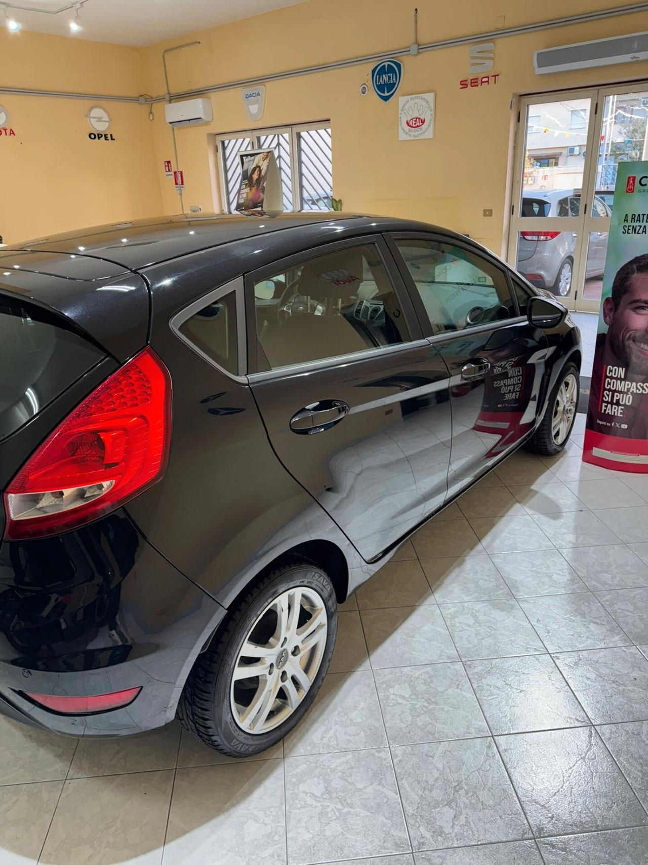 Ford Fiesta 1.2 82 CV 5 porte Titanium