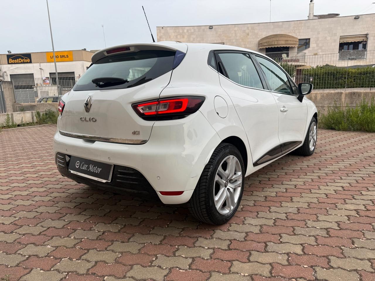 Renault Clio IV 2017 1.5 dci energy Intens 75cv FullLed Navi RetroCam Pelle