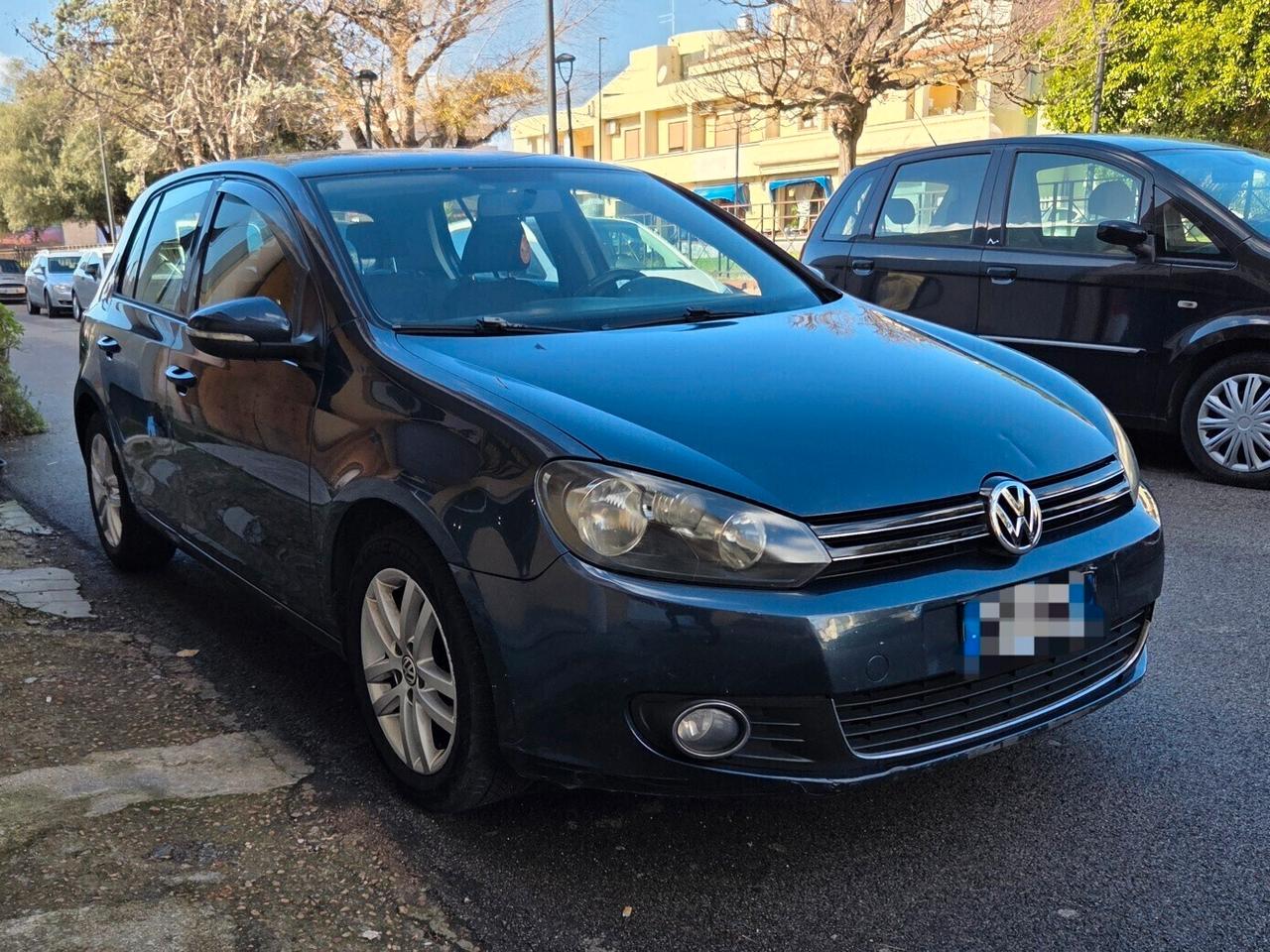 Volkswagen Golf 1.6 TDI NEOPATENTATI!!!!