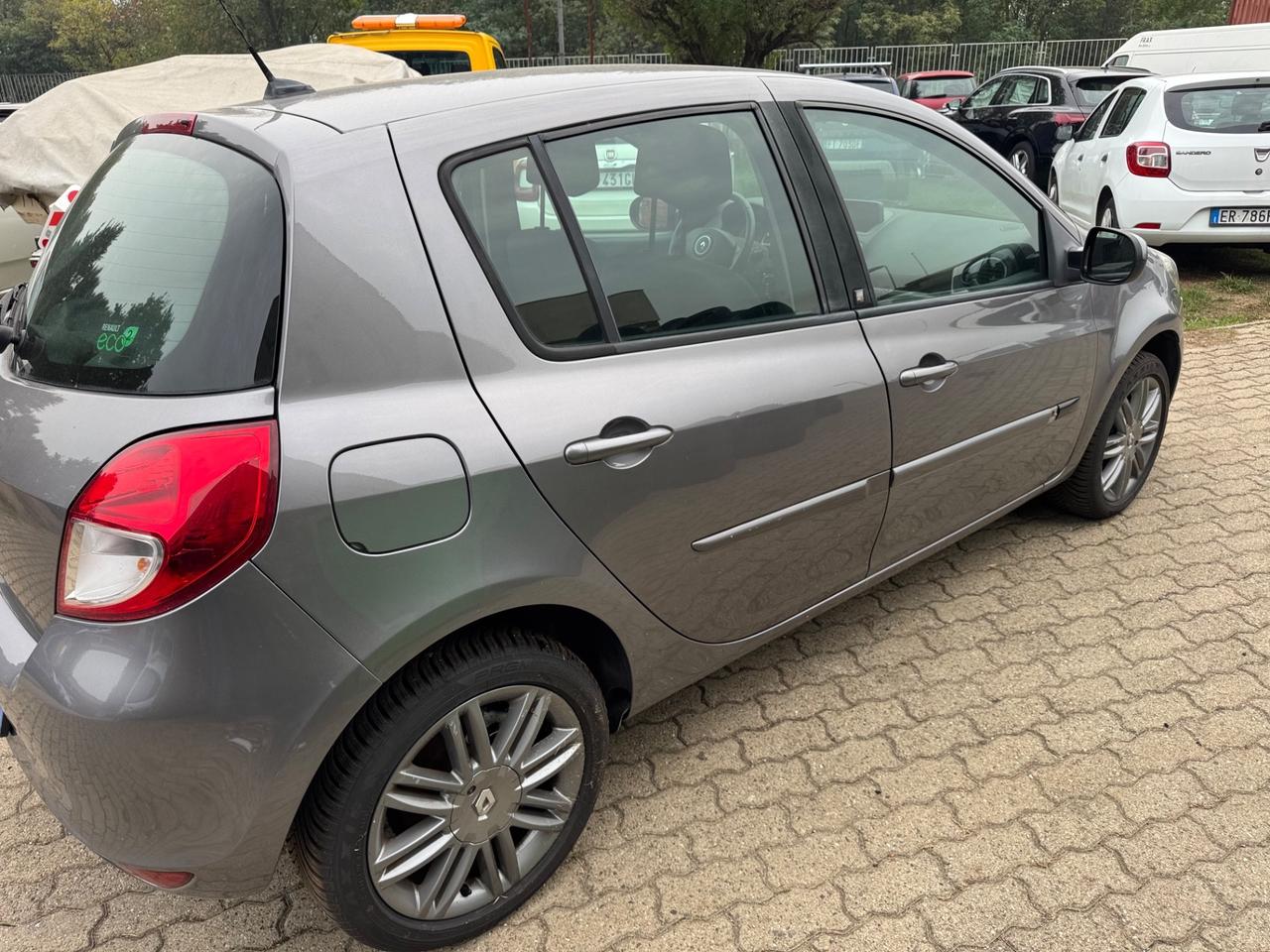Renault Clio 1.2 16V 5 p neopatentato