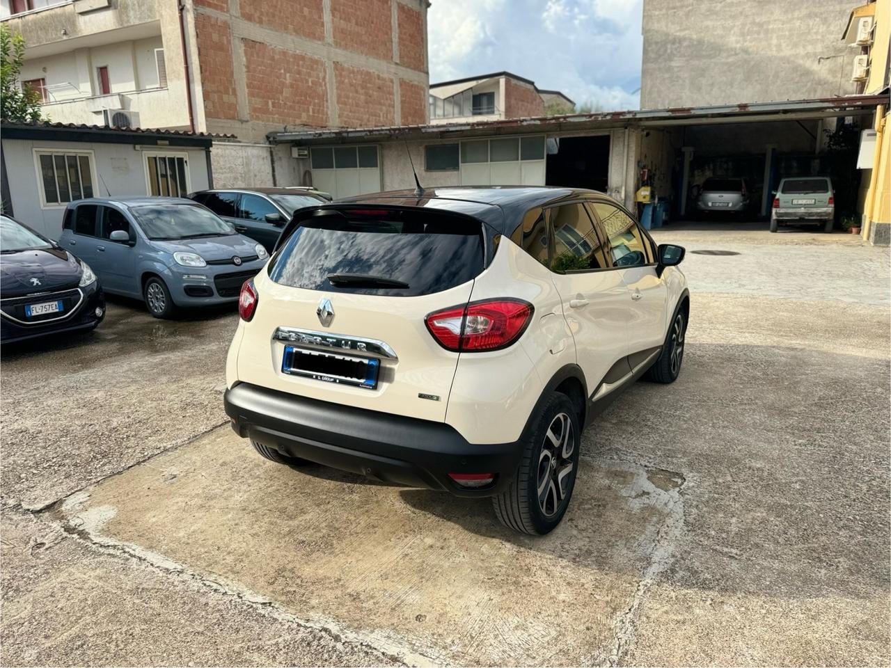 Renault Captur dCi 8V 90 CV EDC Start&Stop Energy Intens