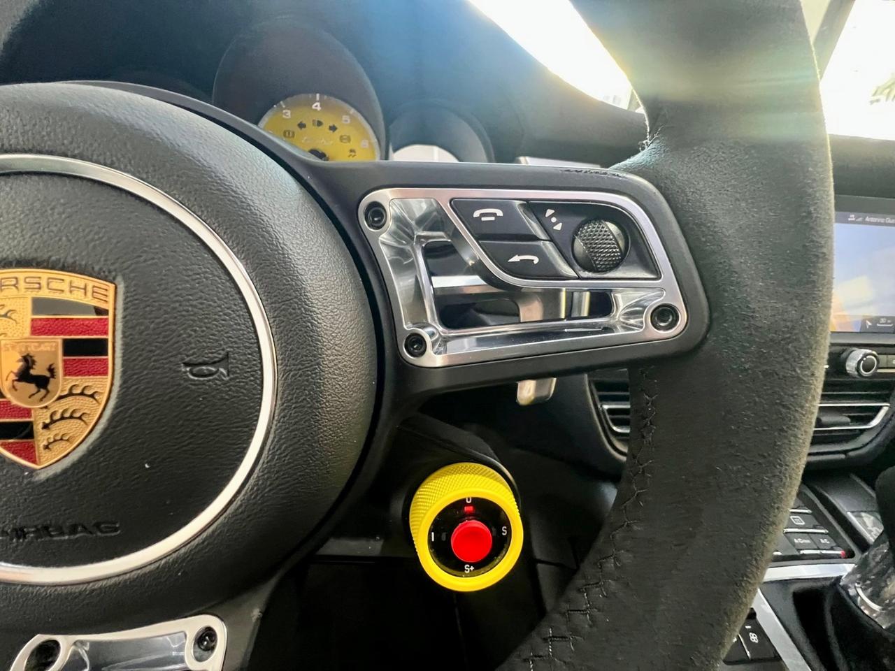Porsche Macan 2.0 BENZINA 245CV PYTHON GREEN (GTS COLOR)