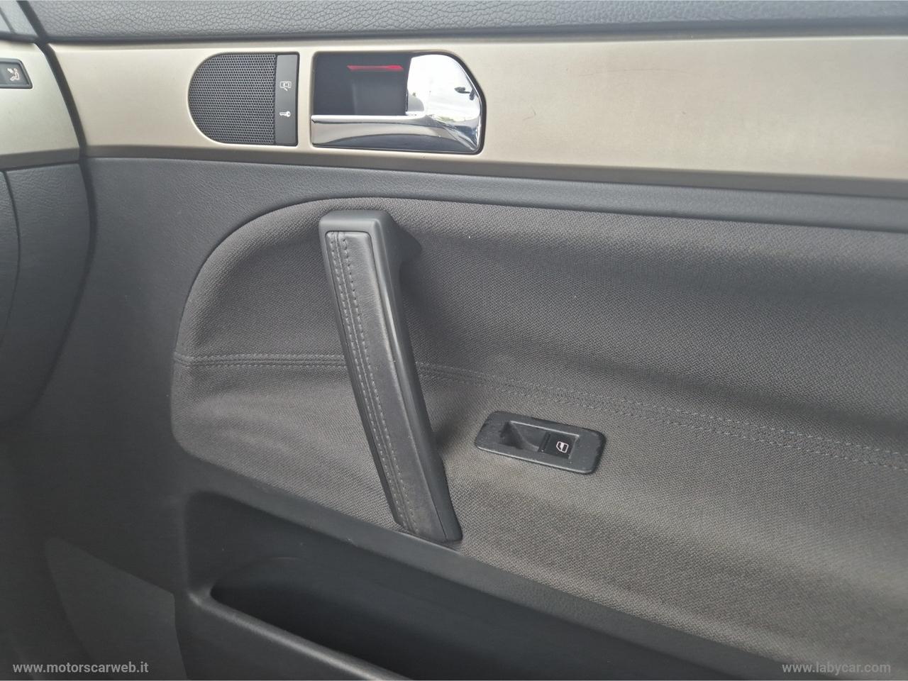 VOLKSWAGEN Touareg 2.5 R5 TDI DPF Exclusive
