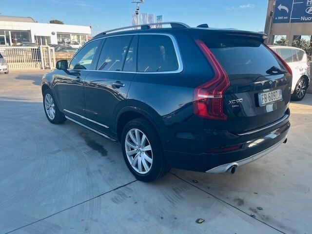 Volvo XC 90 XC90 D5 AWD Geartronic 7 posti Momentum