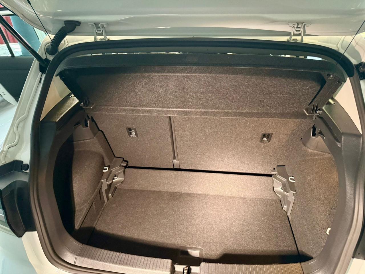 Volkswagen T-Cross 1.0 TSI Sport