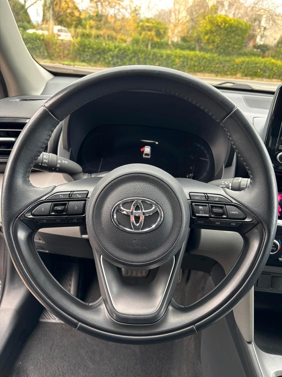 Toyota Yaris Cross 1.5 Hybrid 5p. E-CVT Business