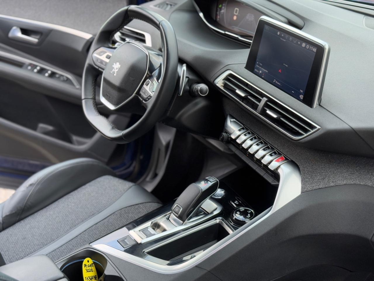 Peugeot 3008 1.5 Allure NAVI, RETROCAMERA, EURO 6!