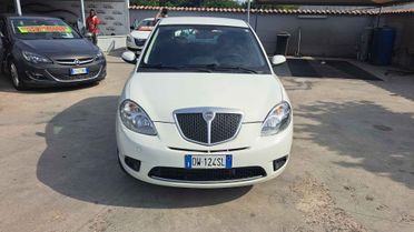 Lancia Ypsilon 1.3 MJT 75 CV