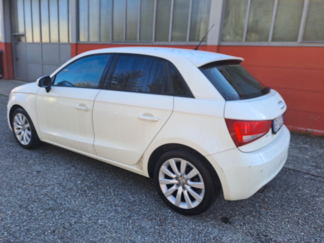 Audi A1 SPB 1.6 TDI S tronic Attraction