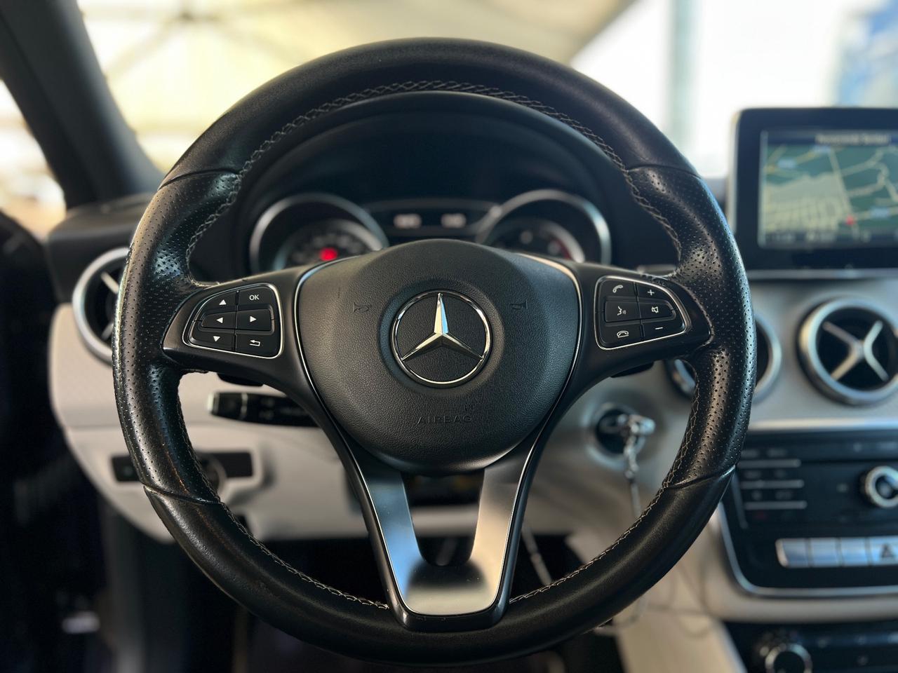 Mercedes-benz A 180 d Automatic Sport CRYSTAL GREY