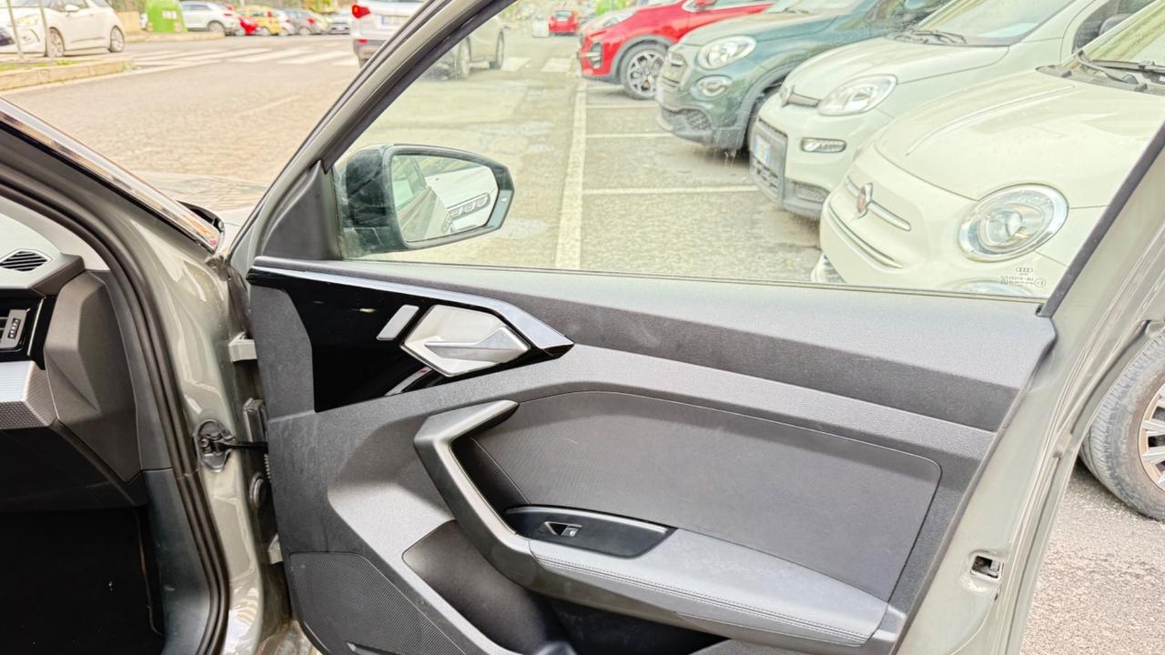 Audi A1 SPB 30 TFSI S tronic S line edition LED NAVI KAMERA PDC CERCHI 17 PACK LUCI BLUETOOTH