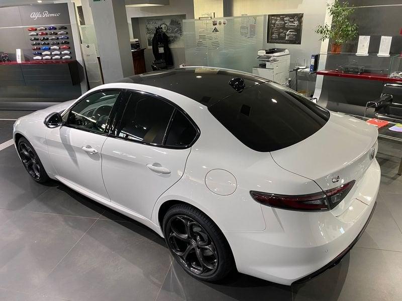 Alfa Romeo Giulia 2.2 Turbodiesel 210 CV AT8 AWD Q4 Tributo Italiano
