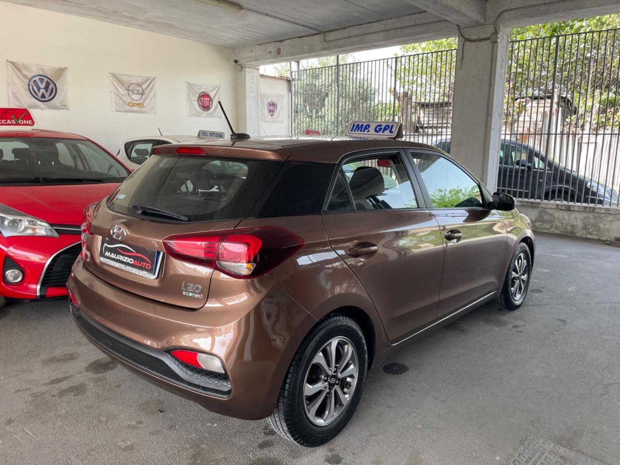 HYUNDAI I-20 GPL DI SERIE SPORT NAV RETROCAMERA ECC